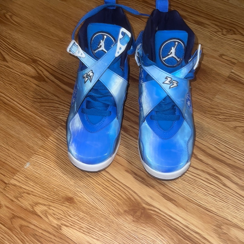 Air Jordan 8 Retro Snowflakes Grade school size 6 1/2